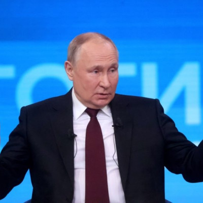Путин поручит правительству подготовить предложения по продлению 